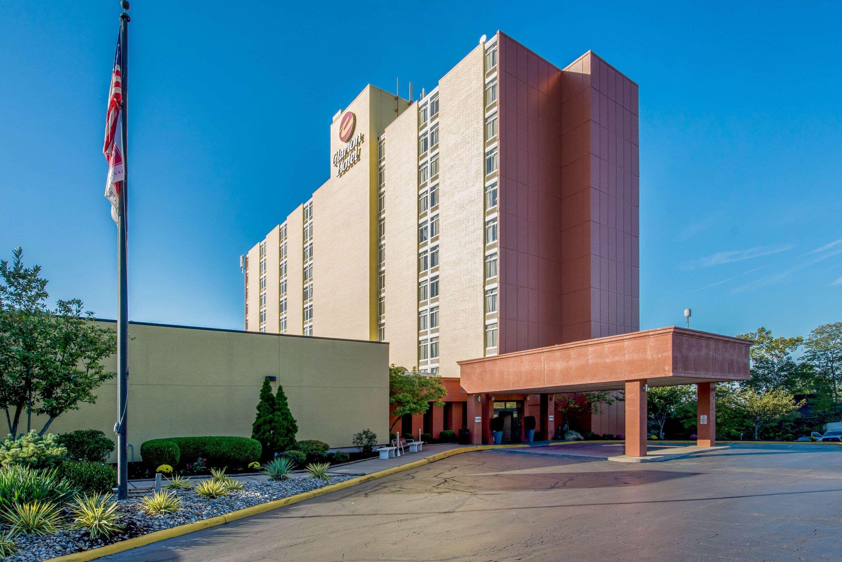 Clarion Hotel Cincinnati North Шаронвілл Екстер'єр фото