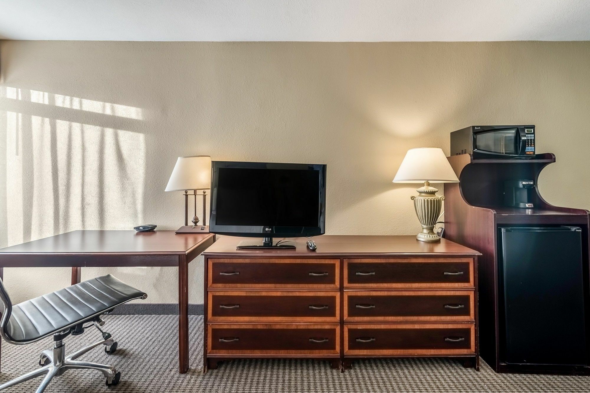 Clarion Hotel Cincinnati North Шаронвілл Екстер'єр фото