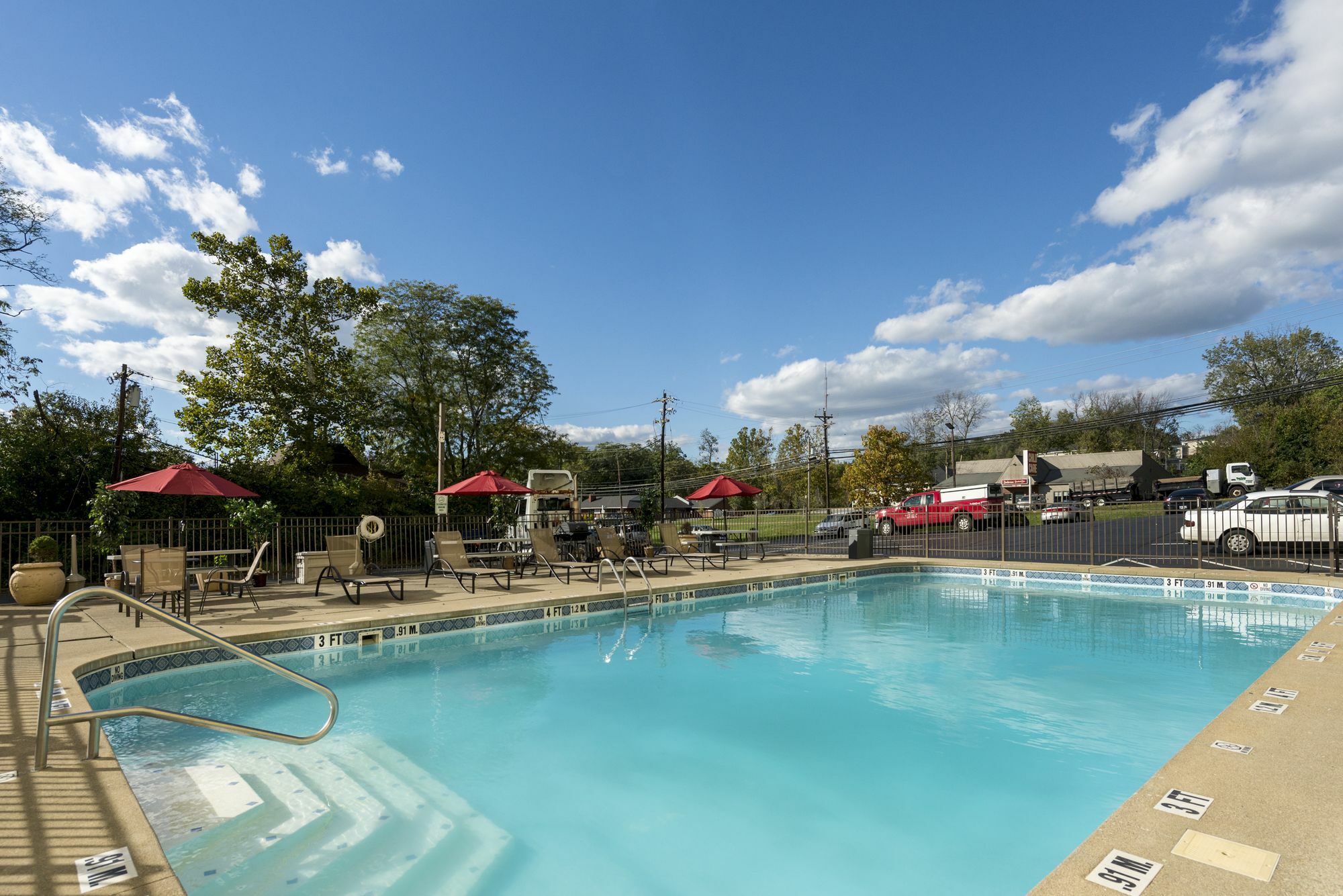 Clarion Hotel Cincinnati North Шаронвілл Екстер'єр фото